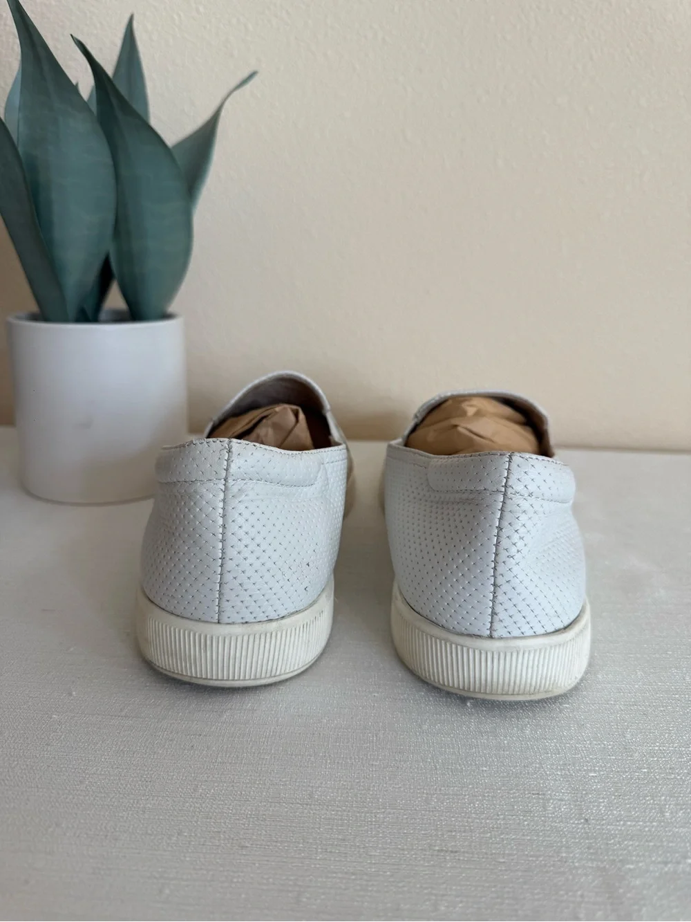 Naturalizer Zola White Perforated Leather Slip On Casual Sneakers